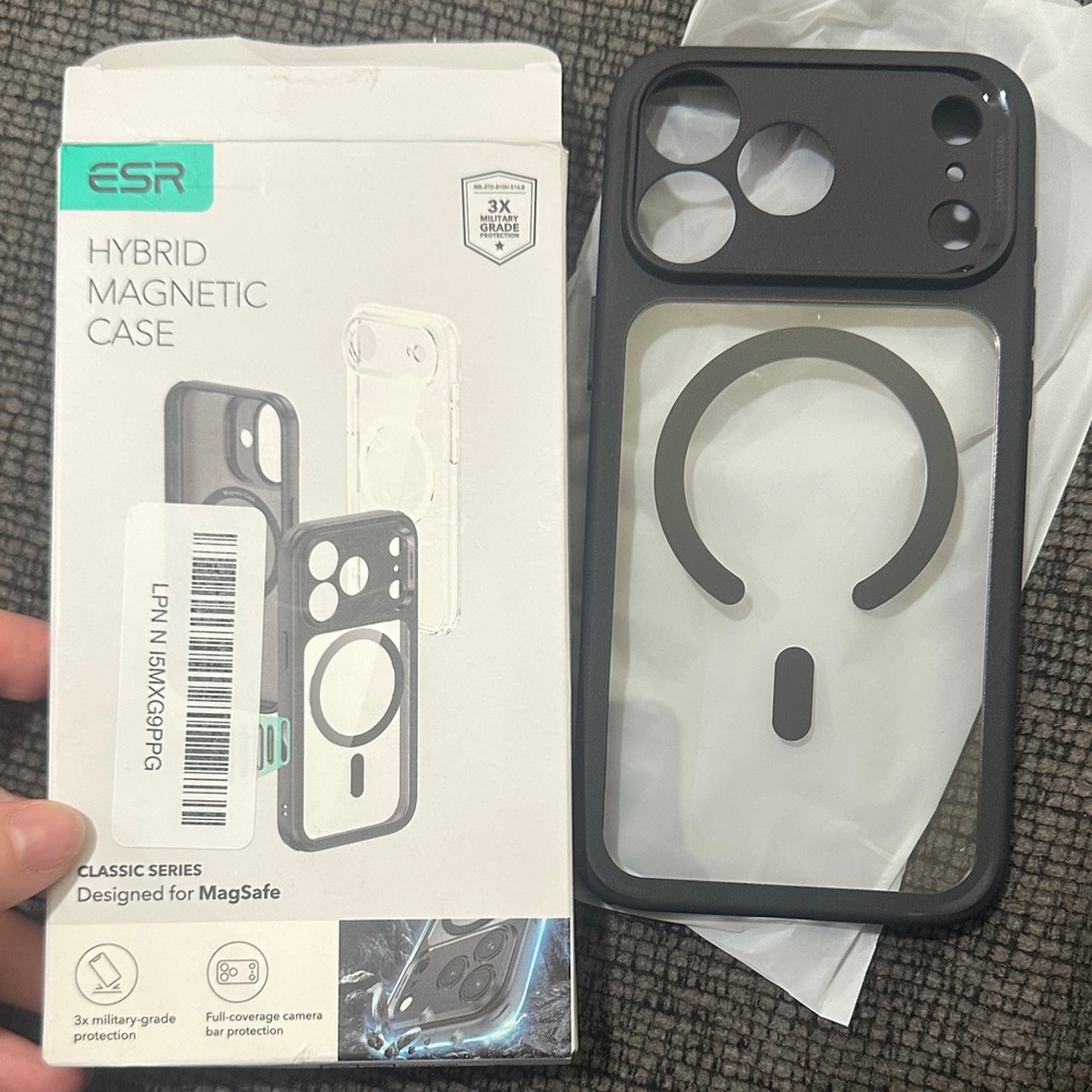 ESR Hybrid Magnetic Case for iPhone